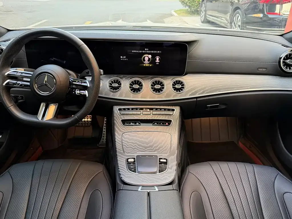 Mercedes-Benz CLS — фото 3