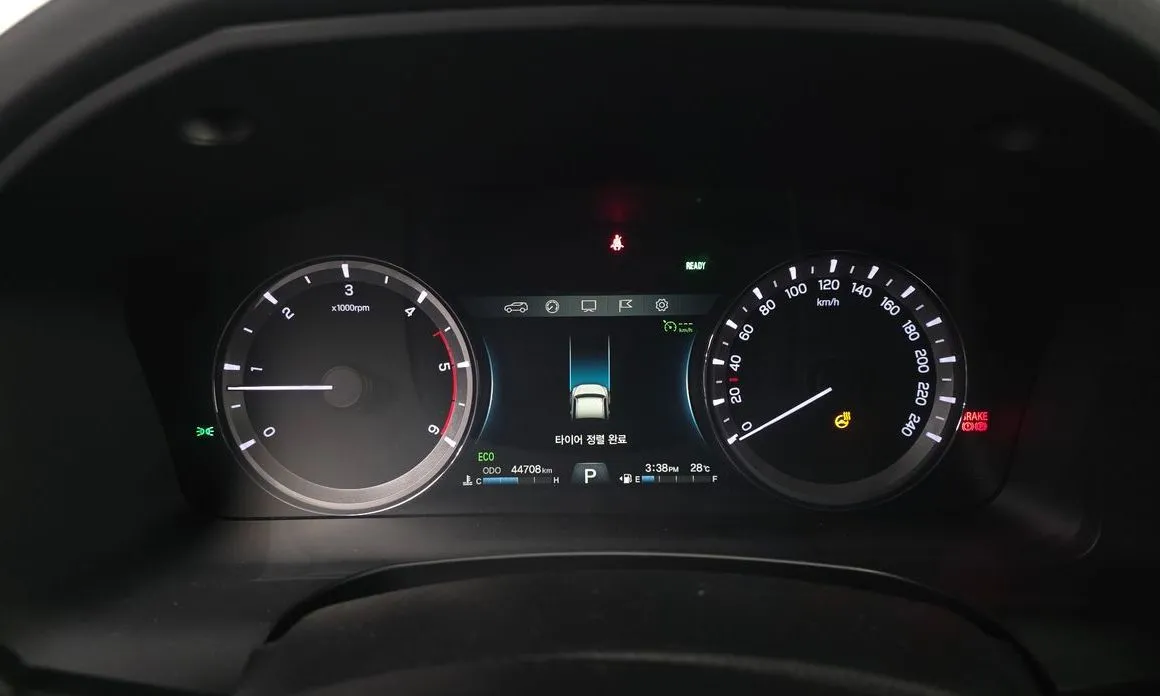 KG Mobility (Ssangyong) Rexton — фото 2