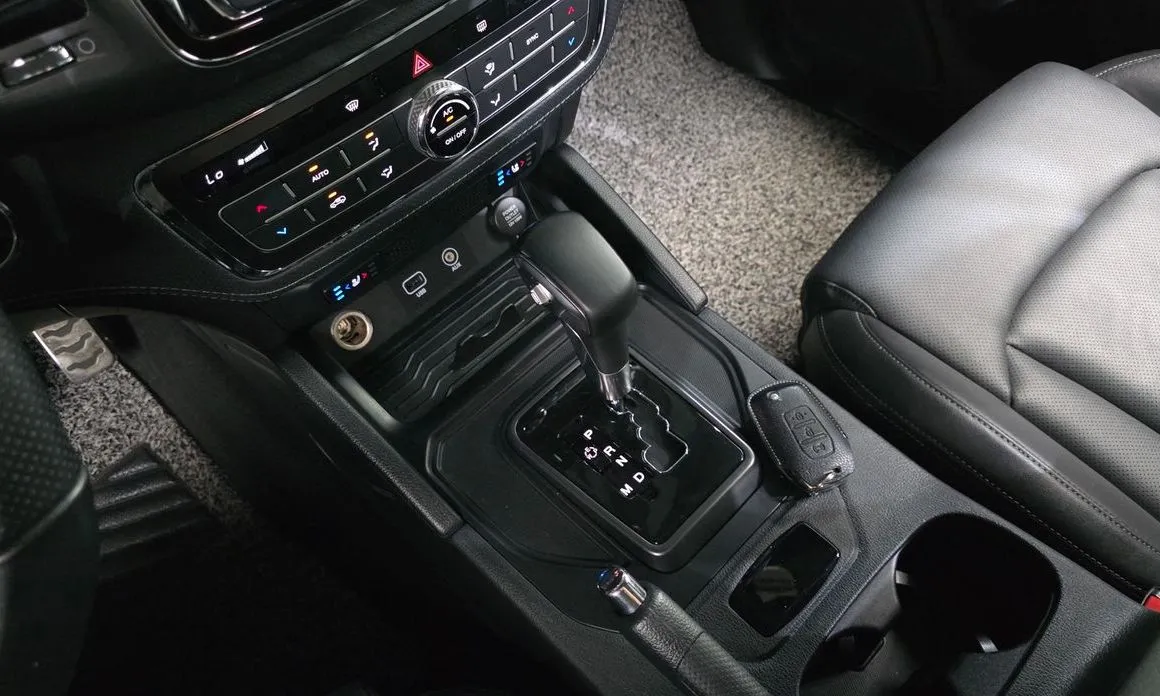 KG Mobility (Ssangyong) Rexton — фото 8