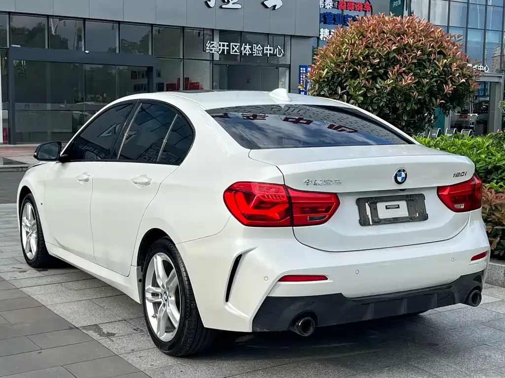 BMW 1 Series — фото 2