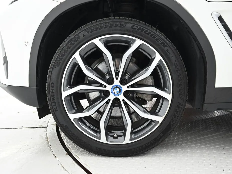 BMW X3 — фото 10