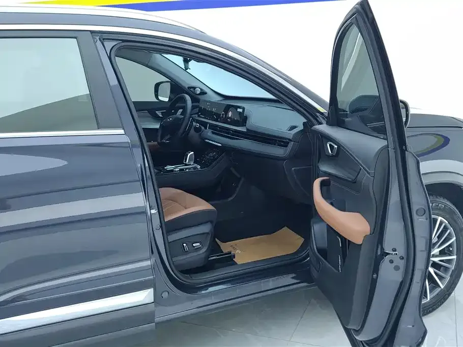 Chery Tiggo 8 PLUS — фото 10