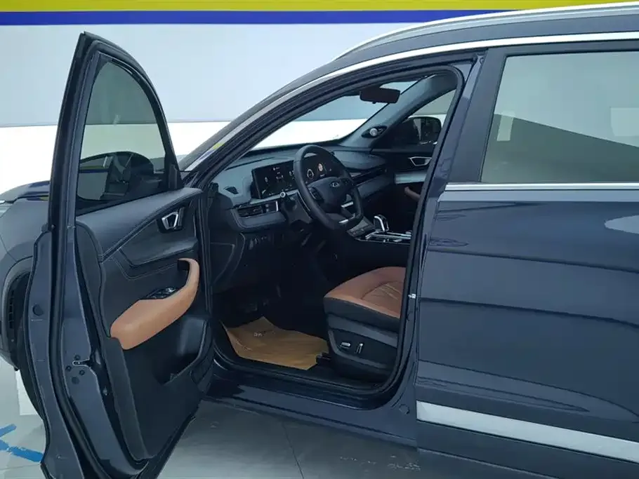 Chery Tiggo 8 PLUS — фото 7