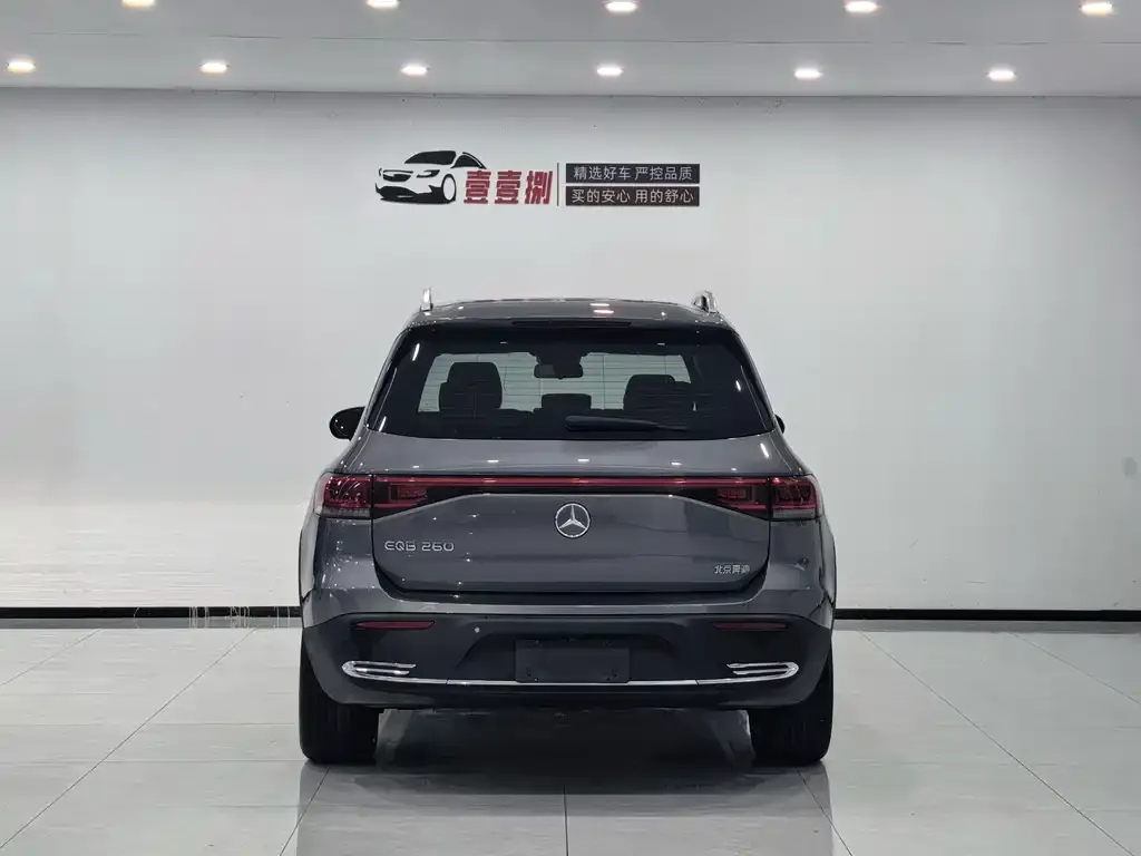 Mercedes-Benz EQB — фото 4