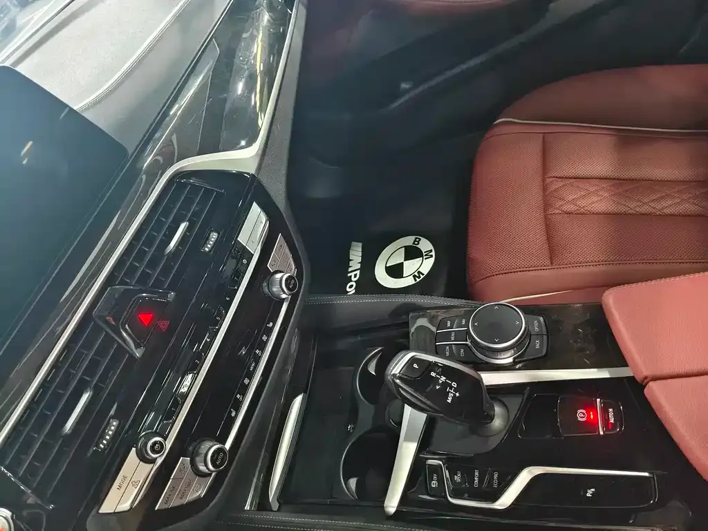 BMW 5 Series — фото 10