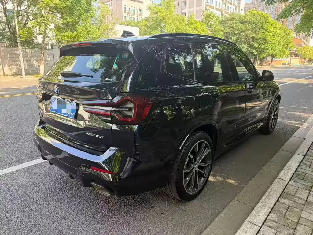 BMW X3 — фото 9