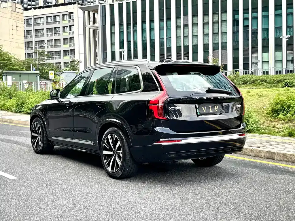Volvo XC90 PHEV — фото 5