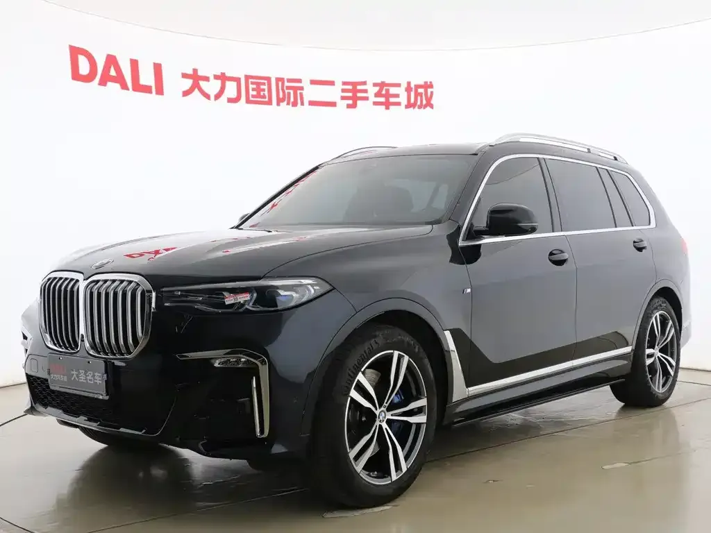 BMW X7 — фото 1