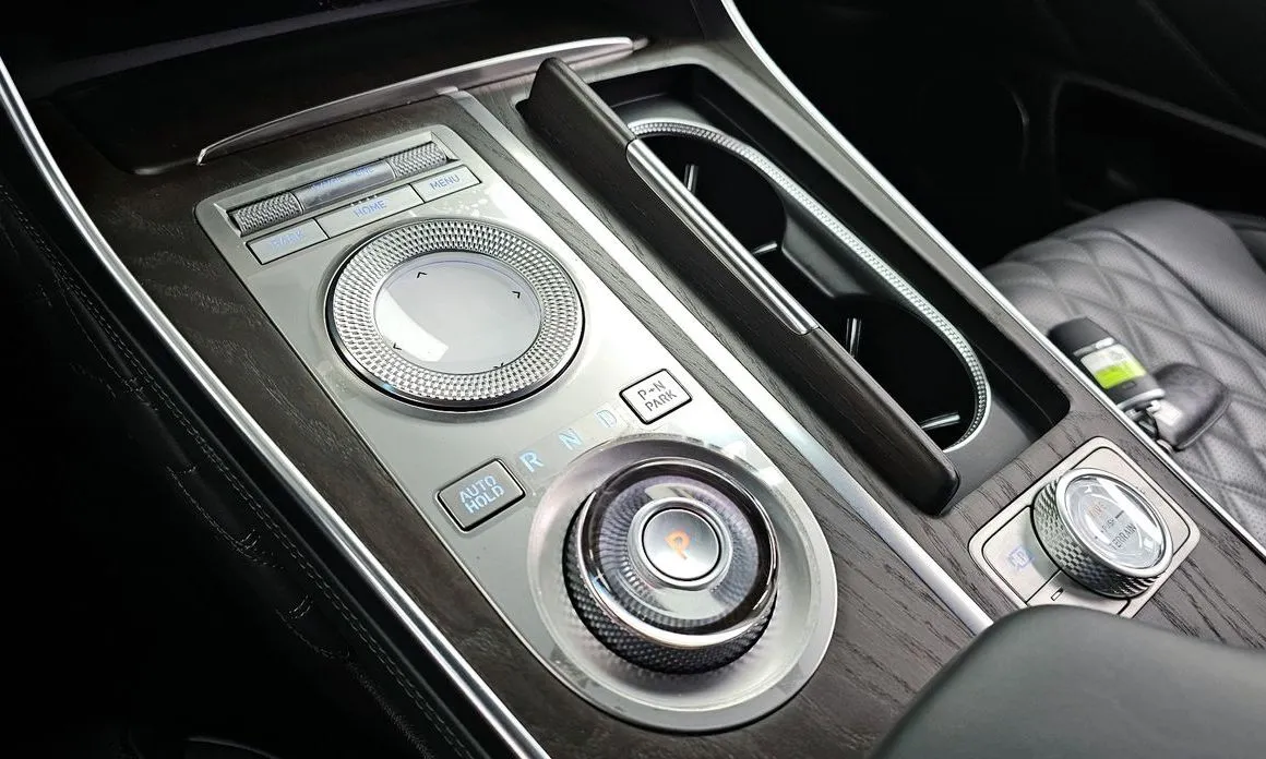 Genesis GV80 — фото 3