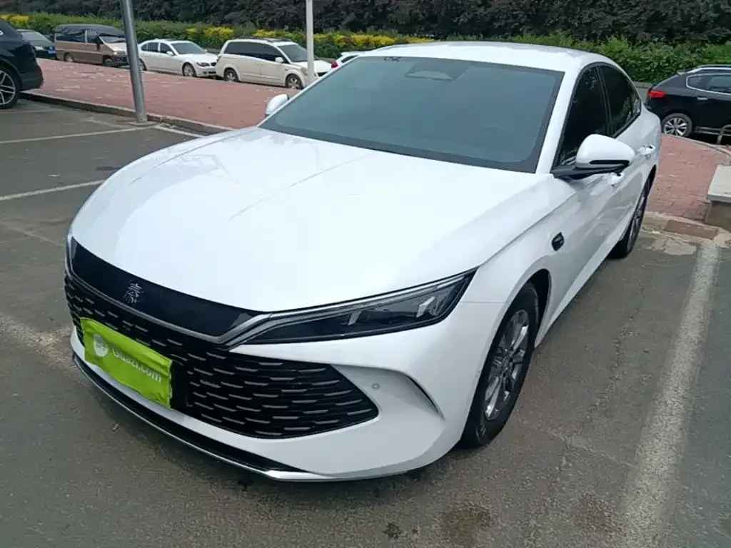 BYD Qin L — фото 1