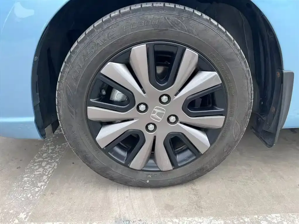 Honda Fit — фото 4