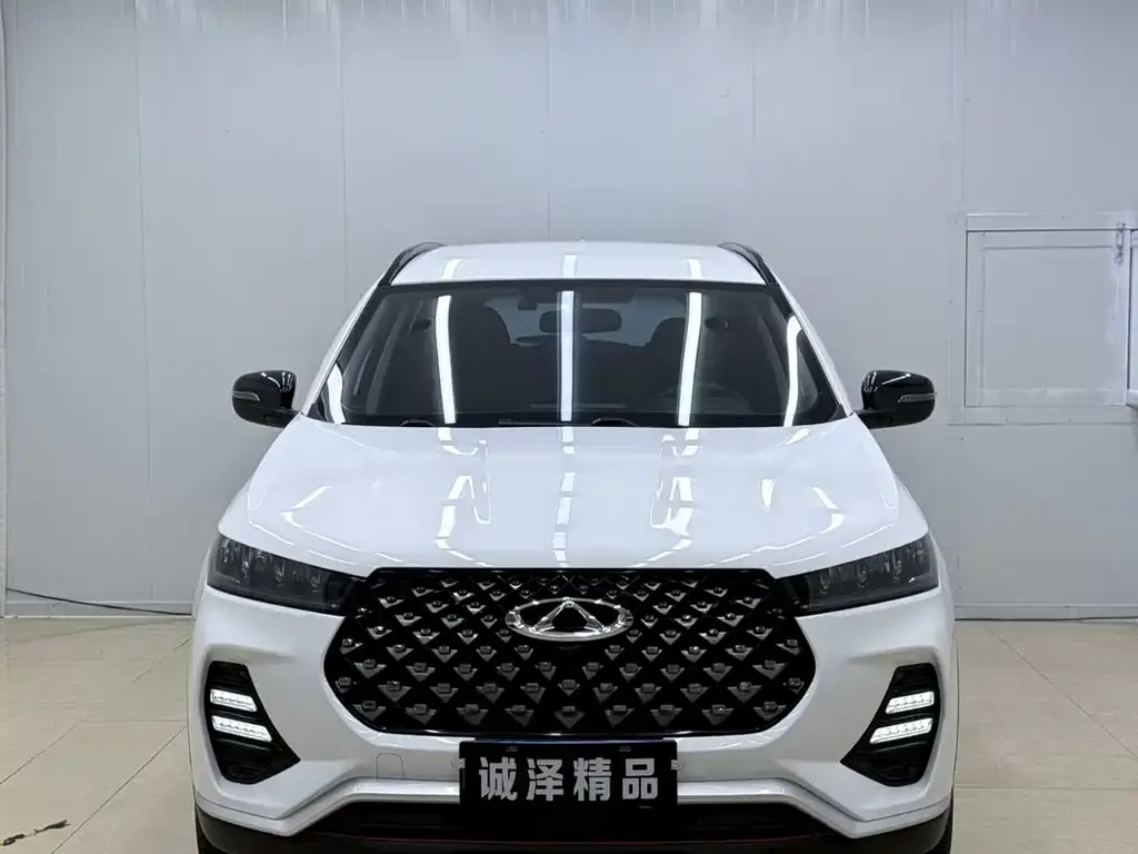 Chery Tiggo 7 — фото 7