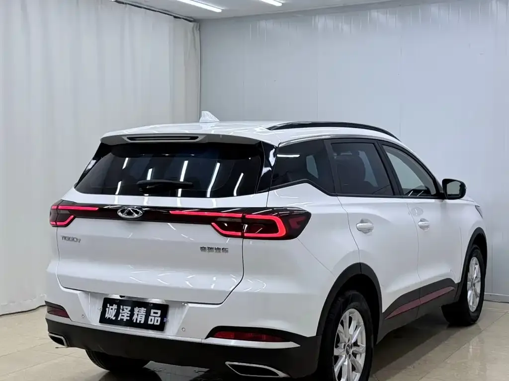 Chery Tiggo 7 — фото 9