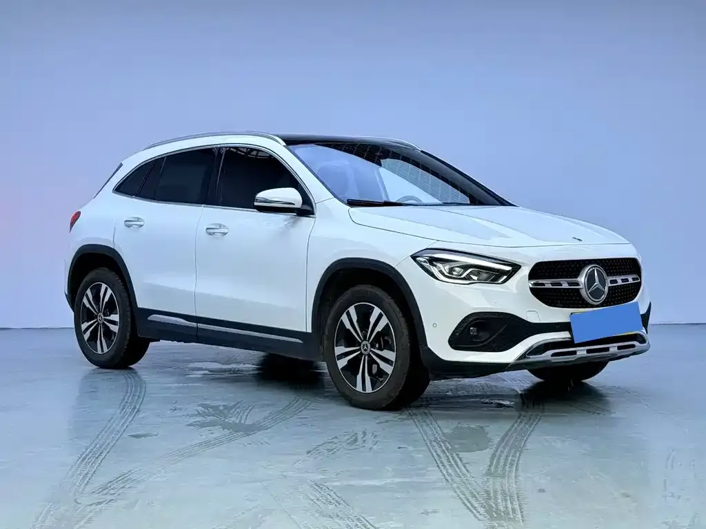 Mercedes-Benz GLA — фото 6