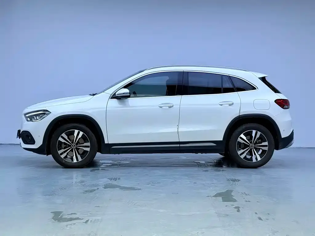 Mercedes-Benz GLA — фото 4