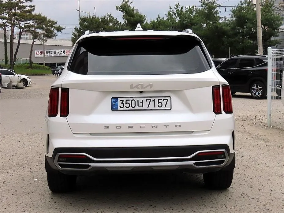 Kia Sorento — фото 4