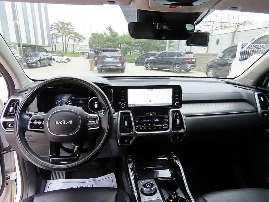 Kia Sorento — фото 3