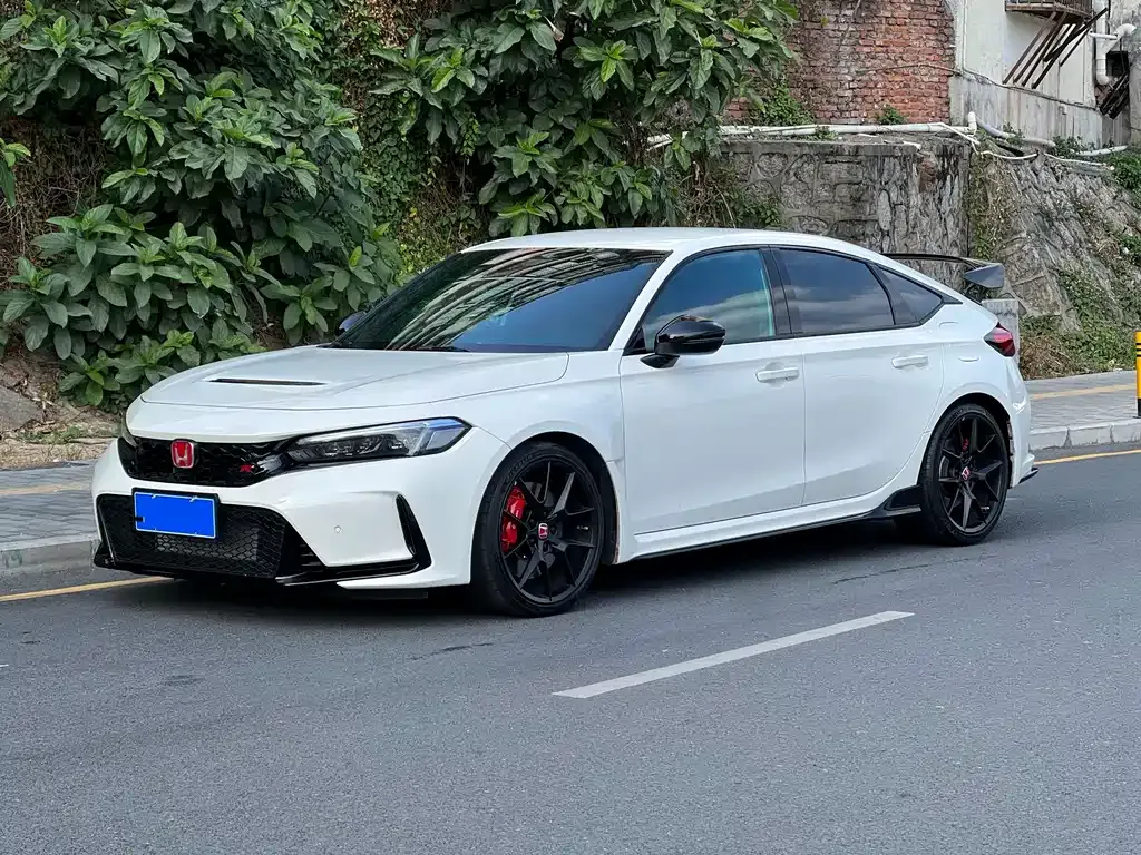 Honda Civic (Import) — фото 1
