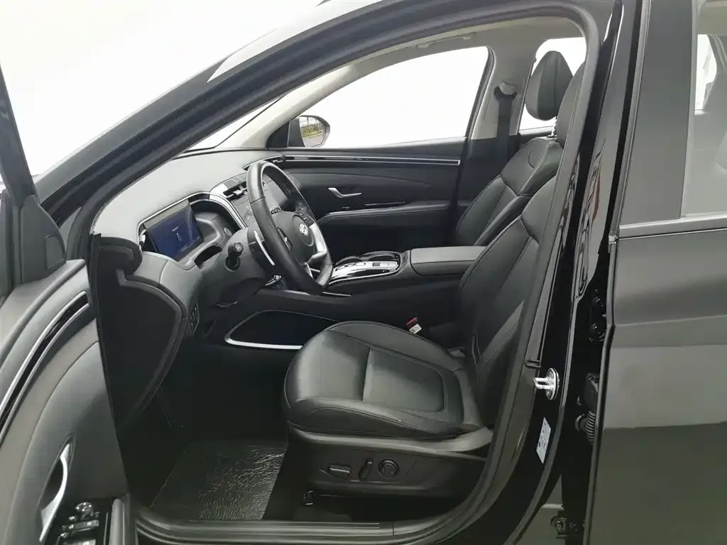 Hyundai Tucson — фото 8
