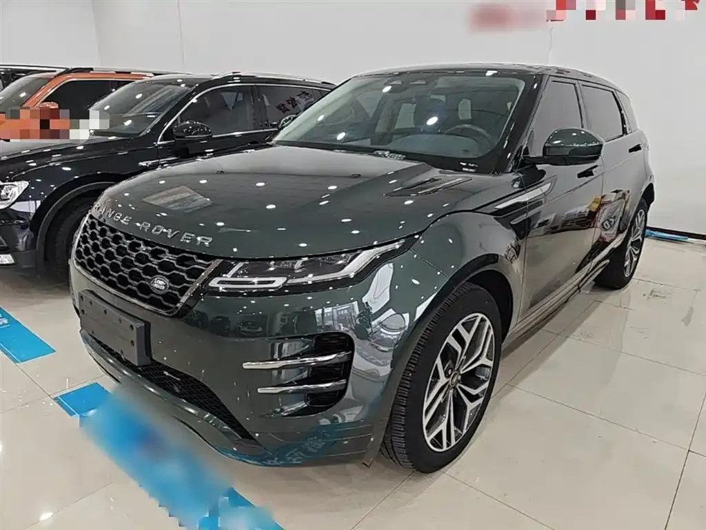 Land Rover Evoque — фото 1