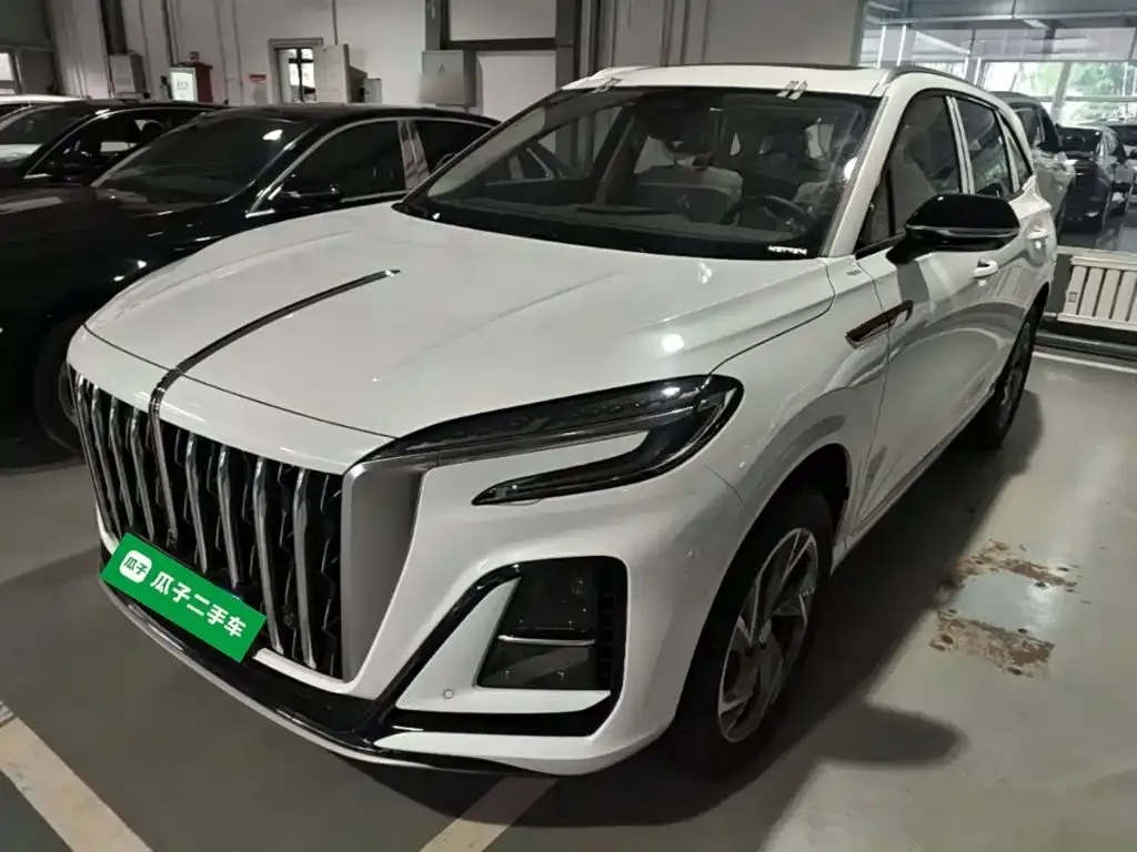 Hongqi HS3 PHEV — фото 1