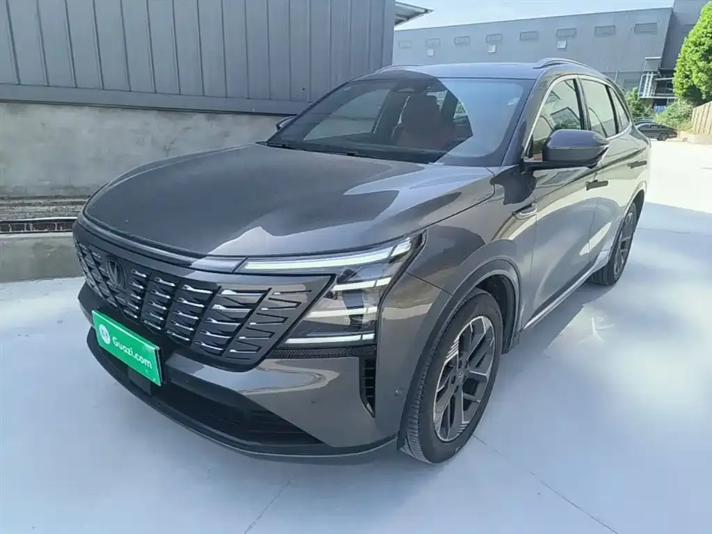 Changan CS75PLUS — фото 4
