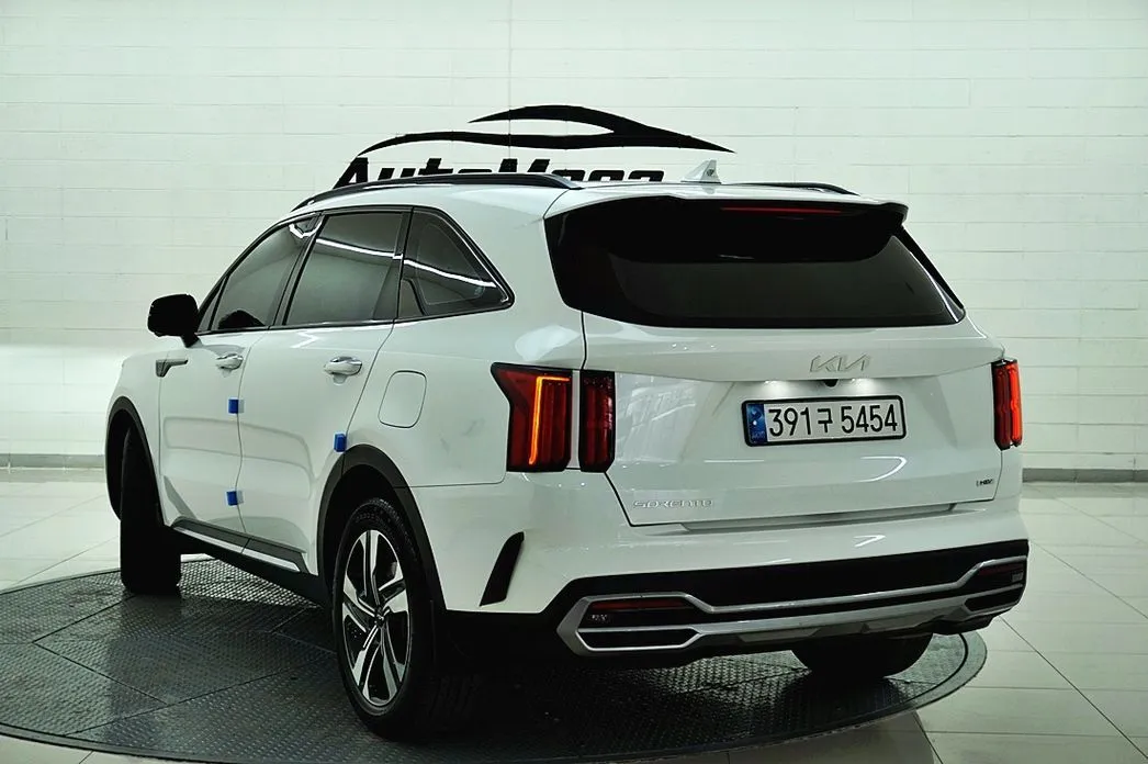 Kia Sorento — фото 8