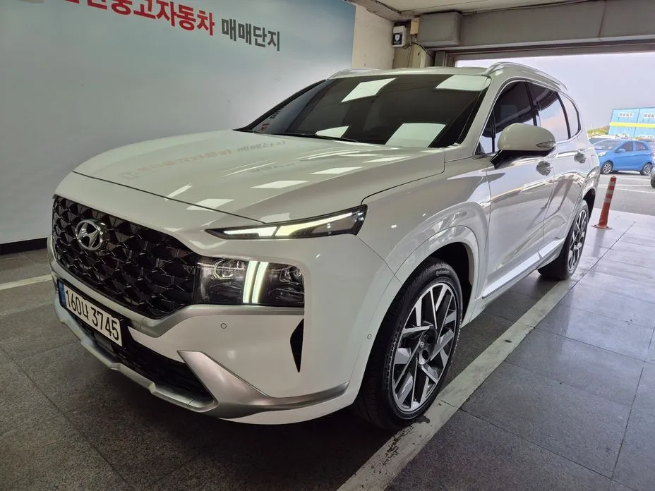 Hyundai Santafe — фото 1