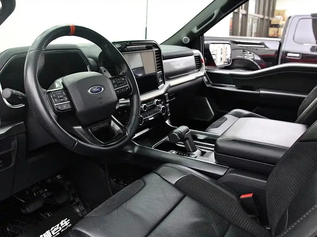 Ford F-150 Raptor — фото 6