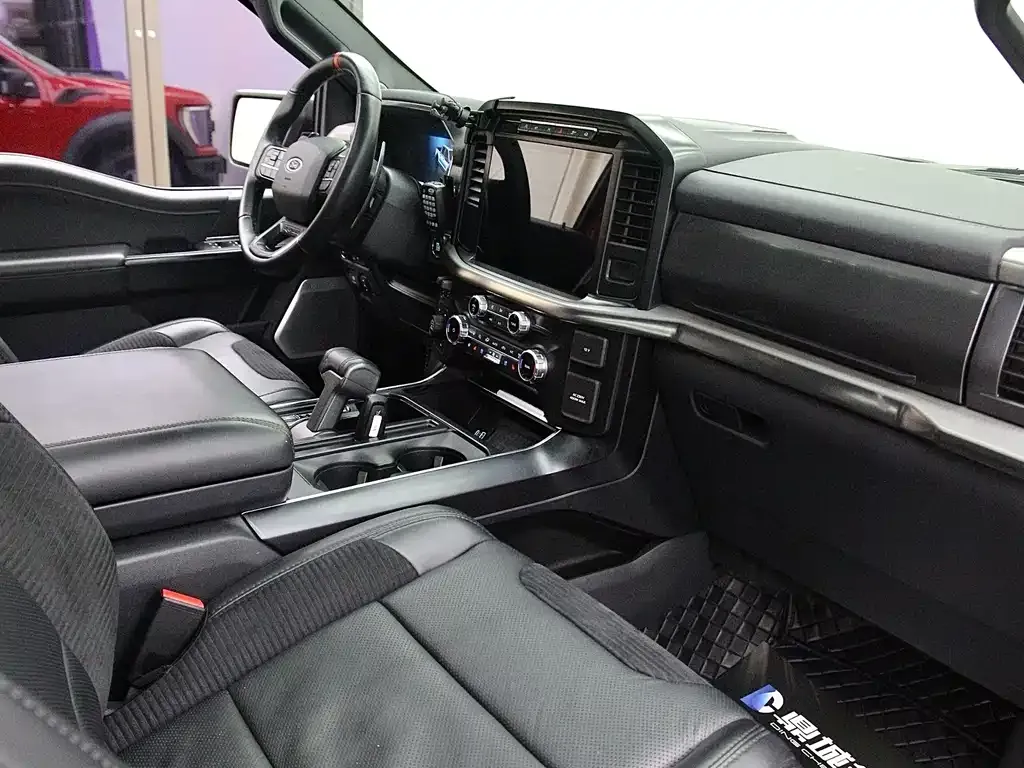 Ford F-150 Raptor — фото 4