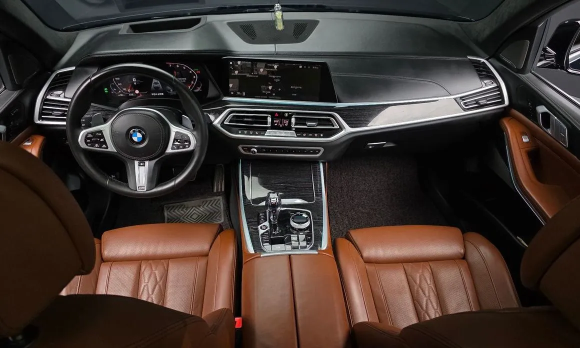 BMW X7 — фото 9