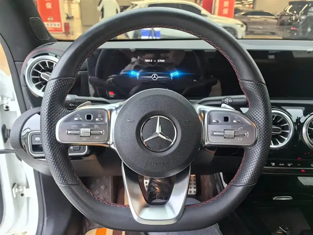 Mercedes-Benz CLA (Import) — фото 4