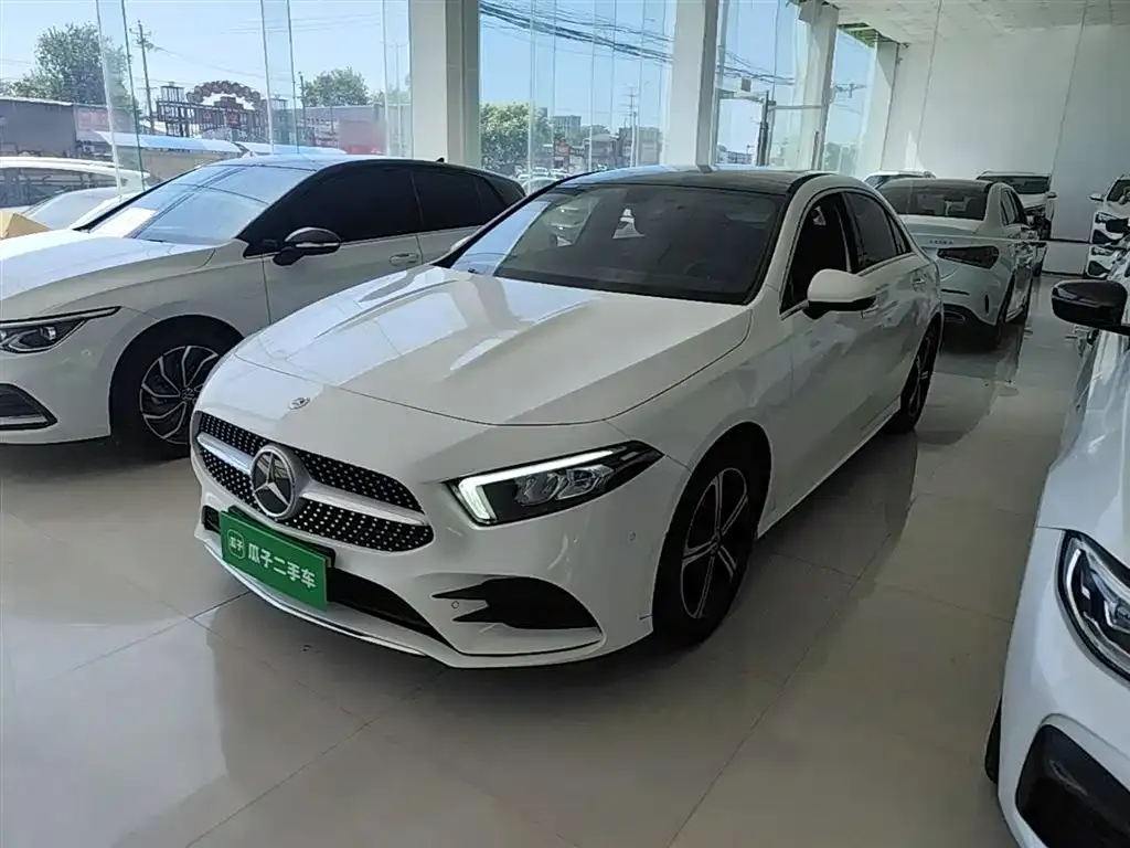 Mercedes-Benz A-Class — фото 1