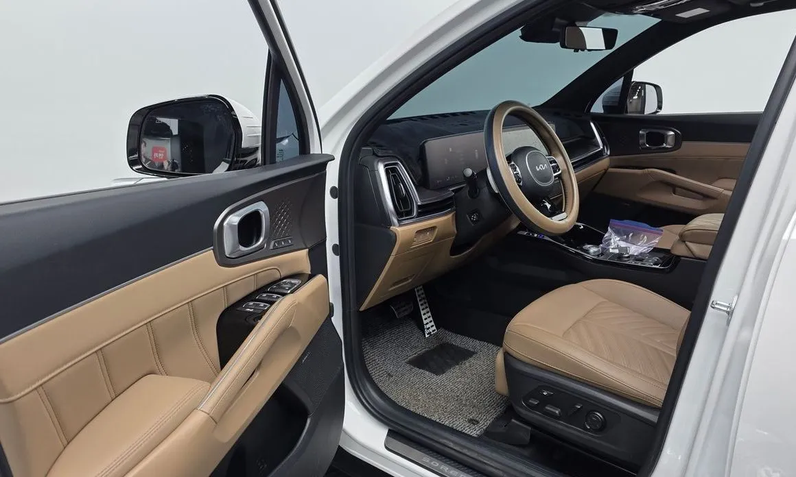 Kia Sorento — фото 3
