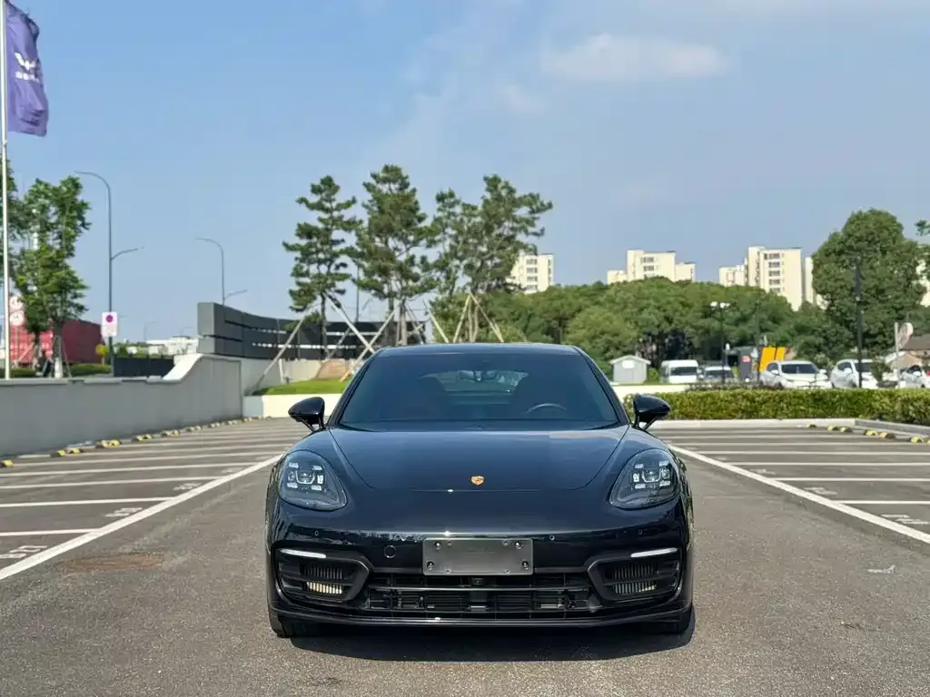 Porsche Panamera — фото 4