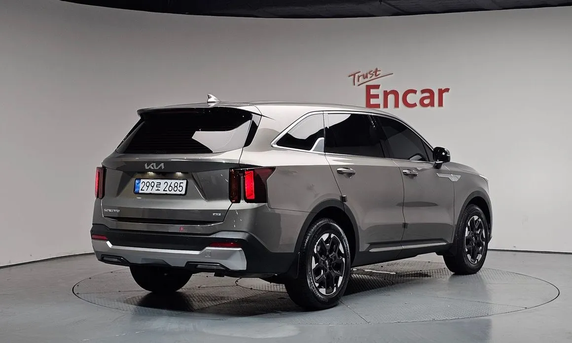 Kia Sorento — фото 3