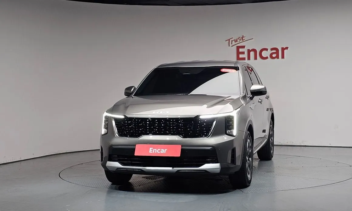 Kia Sorento — фото 5