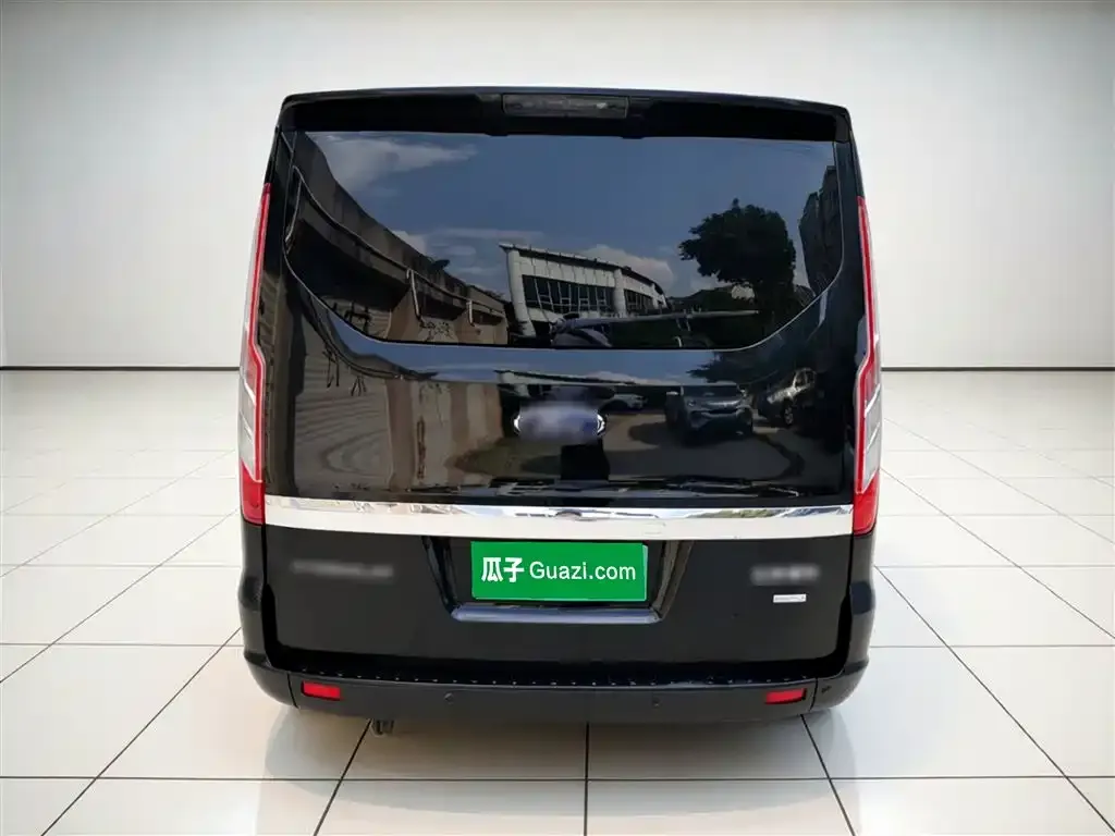Ford Tourneo — фото 4