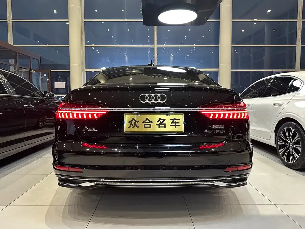 Audi A6L — фото 8