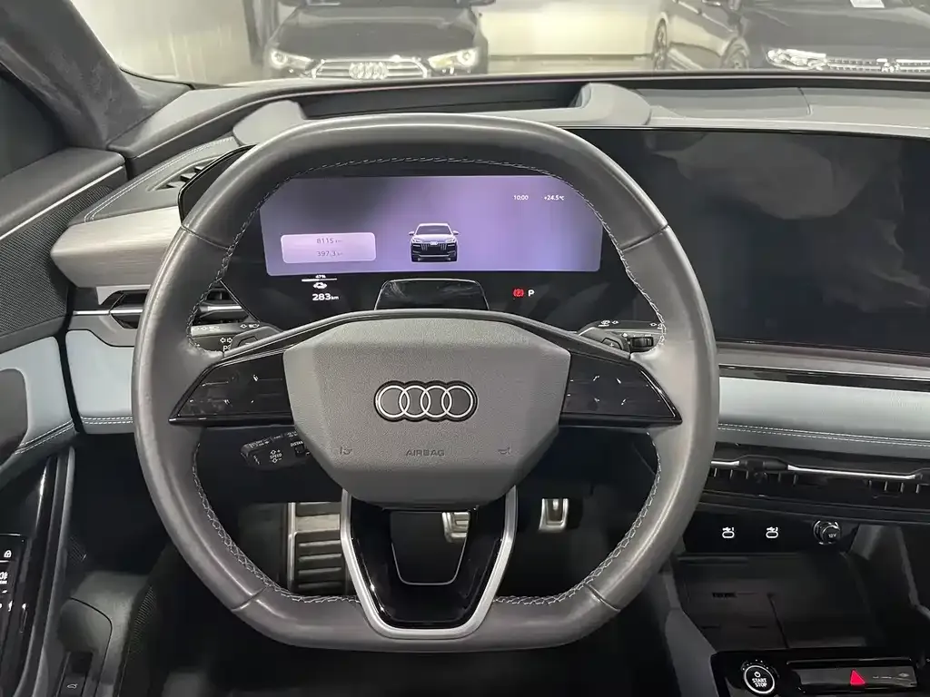 Audi Q6L e-tron — фото 10