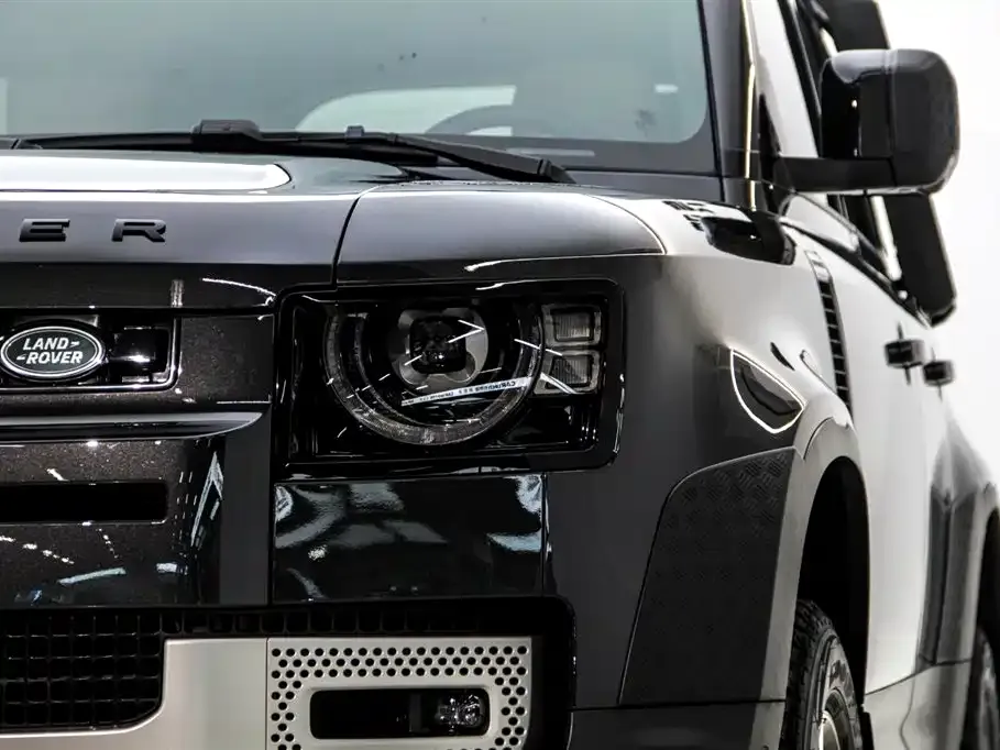 Land Rover Defender — фото 4