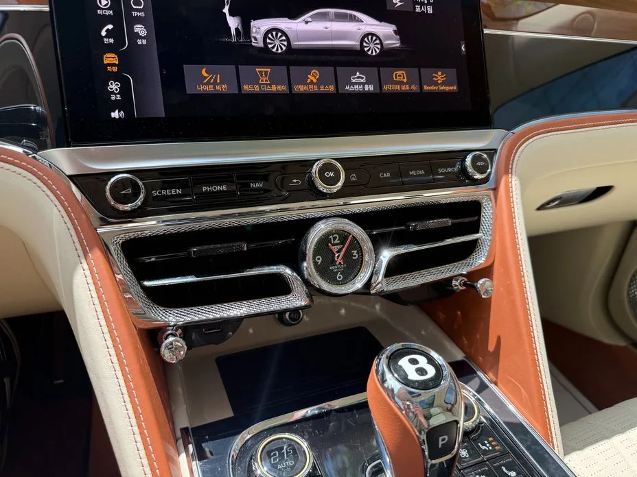Bentley Flying Spur — фото 4