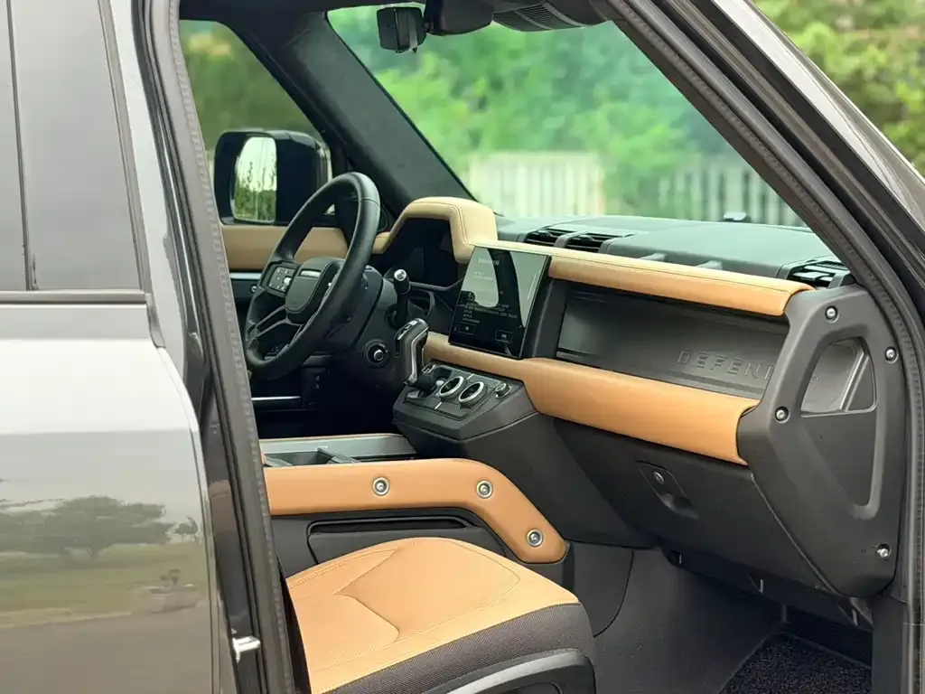Land Rover Defender — фото 4