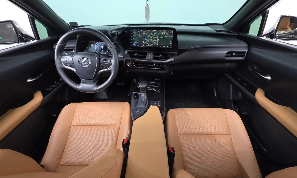Lexus UX — фото 6