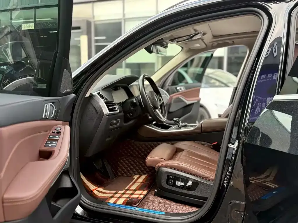 BMW X5 (Import) — фото 10