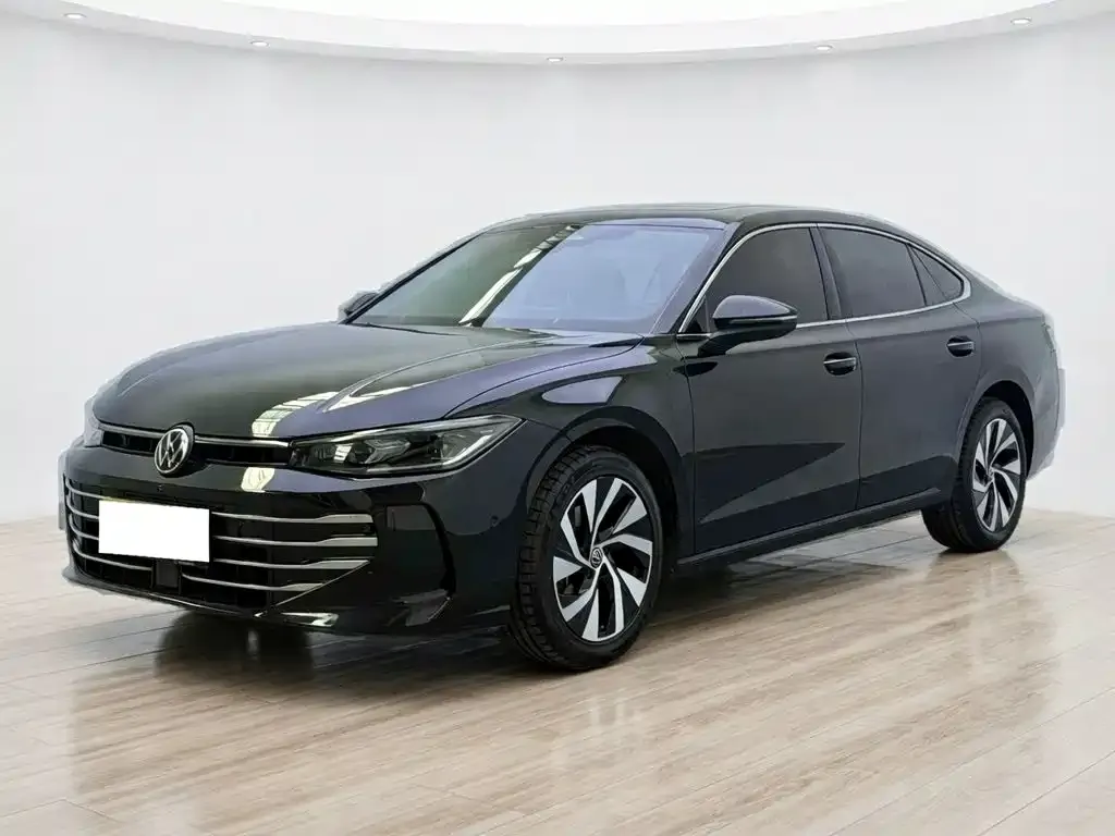 Volkswagen Passat — фото 1