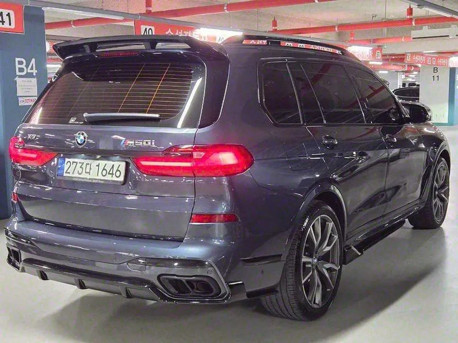 BMW X7 — фото 9