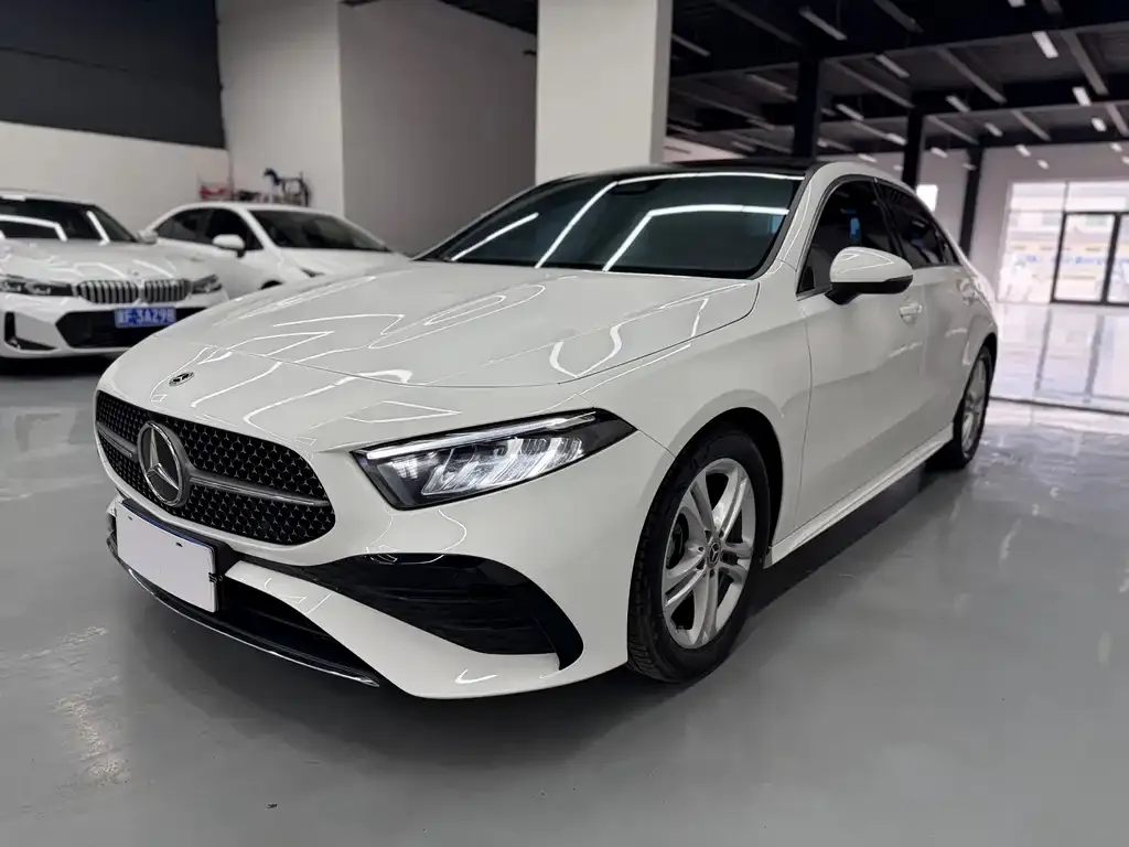Mercedes-Benz A-Class — фото 1