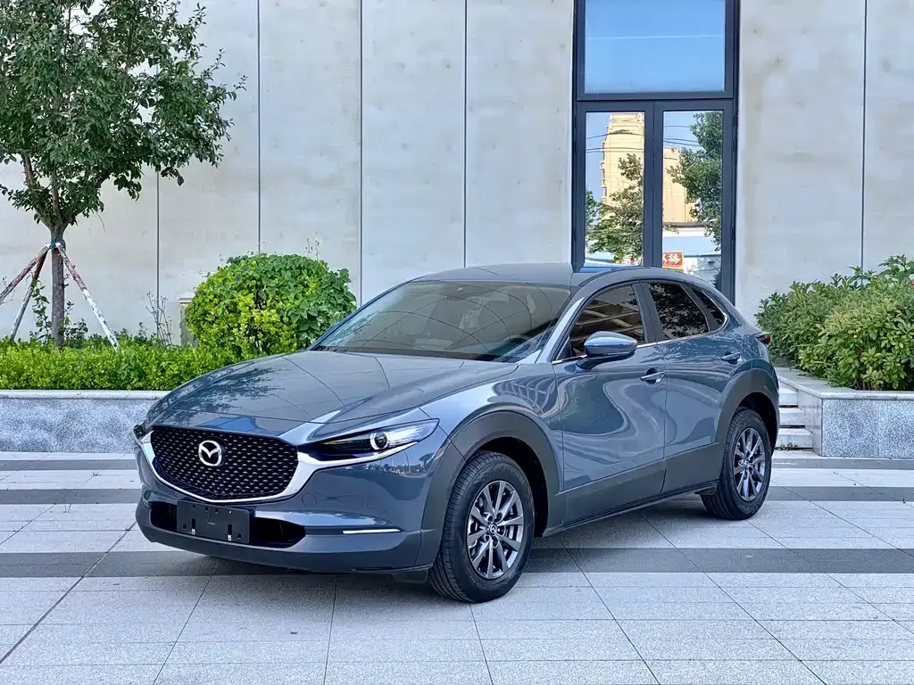 Mazda CX-30 — фото 1