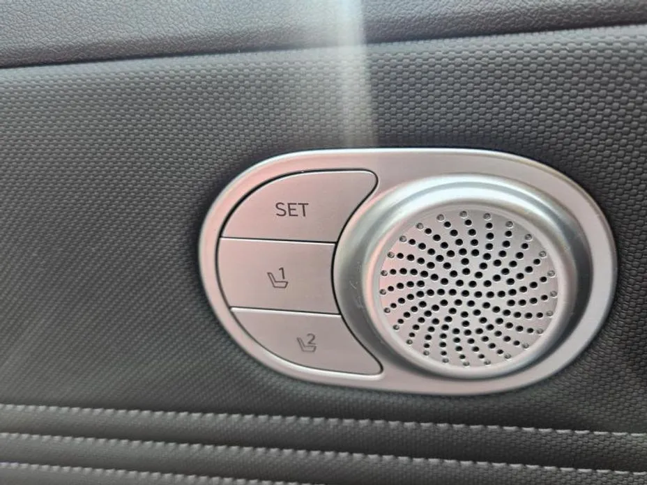 Hyundai AVANTE — фото 6